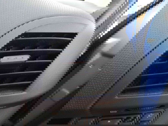 Grila aerisire dreapta OEM Nissan Micra 1.2 2003-2010