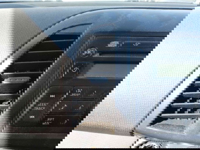 Grila aerisire centrala OEM Nissan Micra 1.2 2003-2010