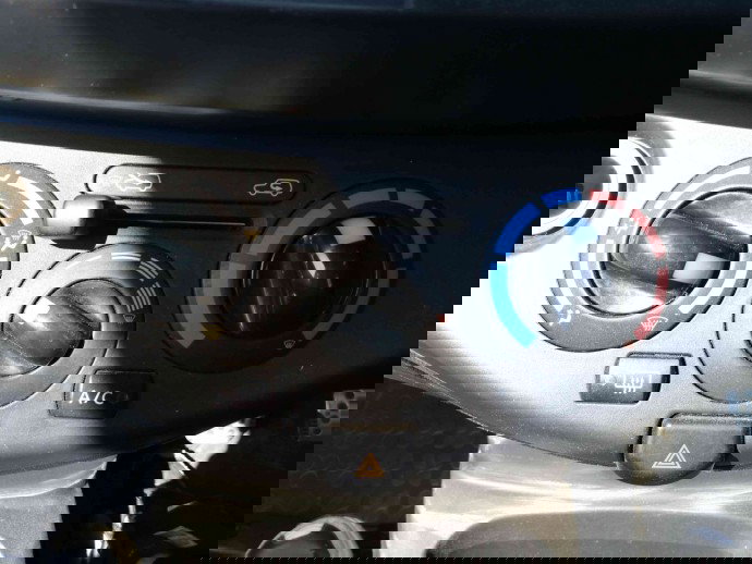 Panou comanda clima OEM Nissan Micra 1.2 2003-2010