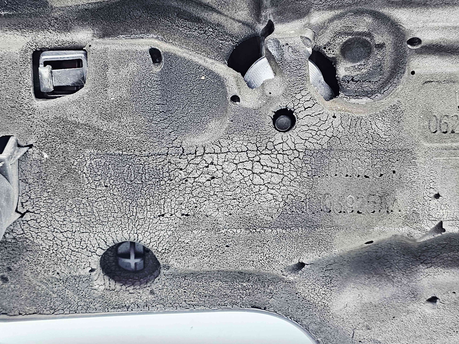 Capac motor Audi A3 Sportback (8PA) [Fabr 2004-2013] 03L103925AA 2.0 TDI CFGB 125KW / 170CP - imagine 3