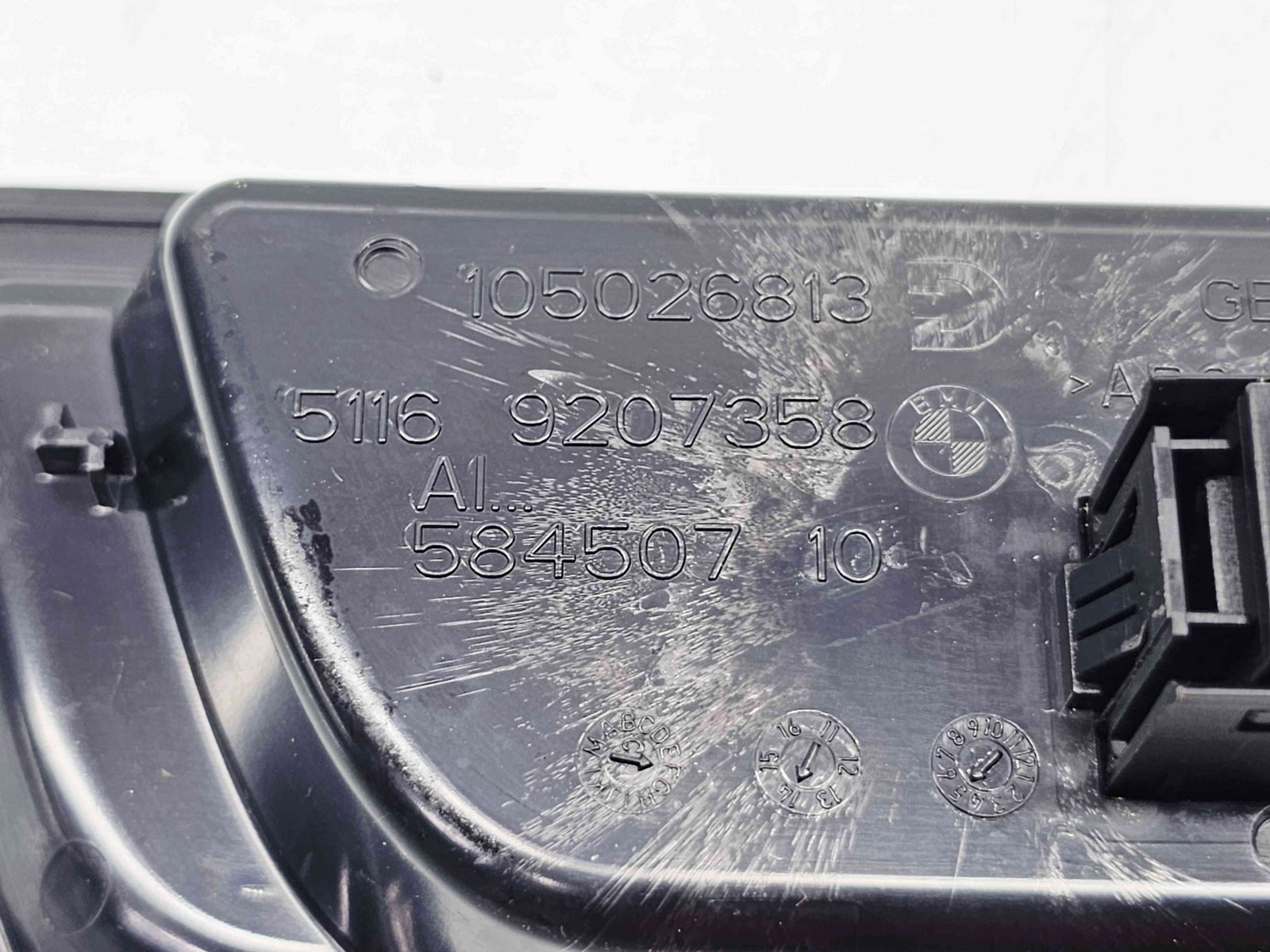 Conector auxiliar USB Bmw 1 (F20) [Fabr 2011-2017] 584507-10 - imagine 4