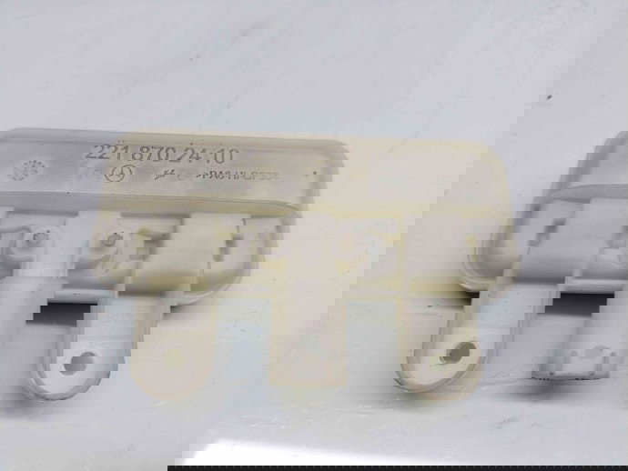  Buton deschidere portbagaj Mercedes Clasa E (W212) [Fabr 2009-2016] 2218702410