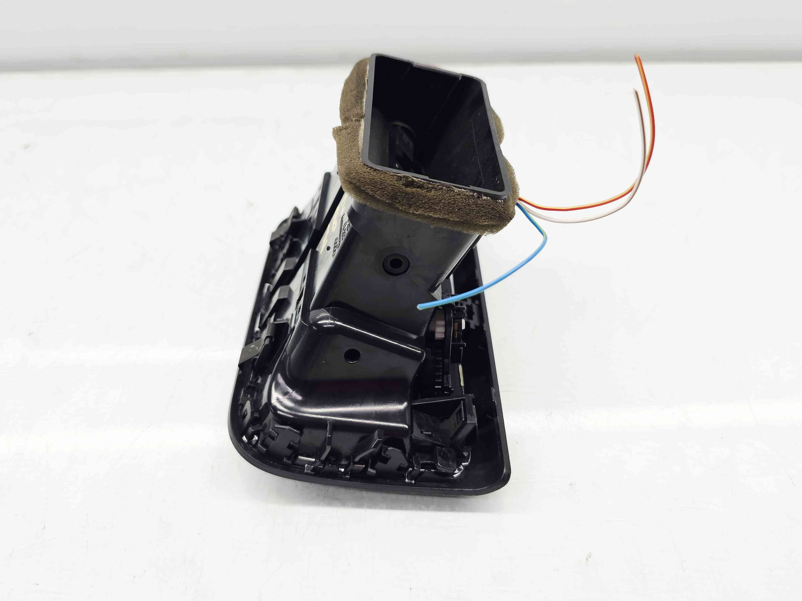 Grila aerisire spate Audi A4 (8K2, B8.5) Facelift [Fabr 2008-2015] 8K0819203H - imagine 4