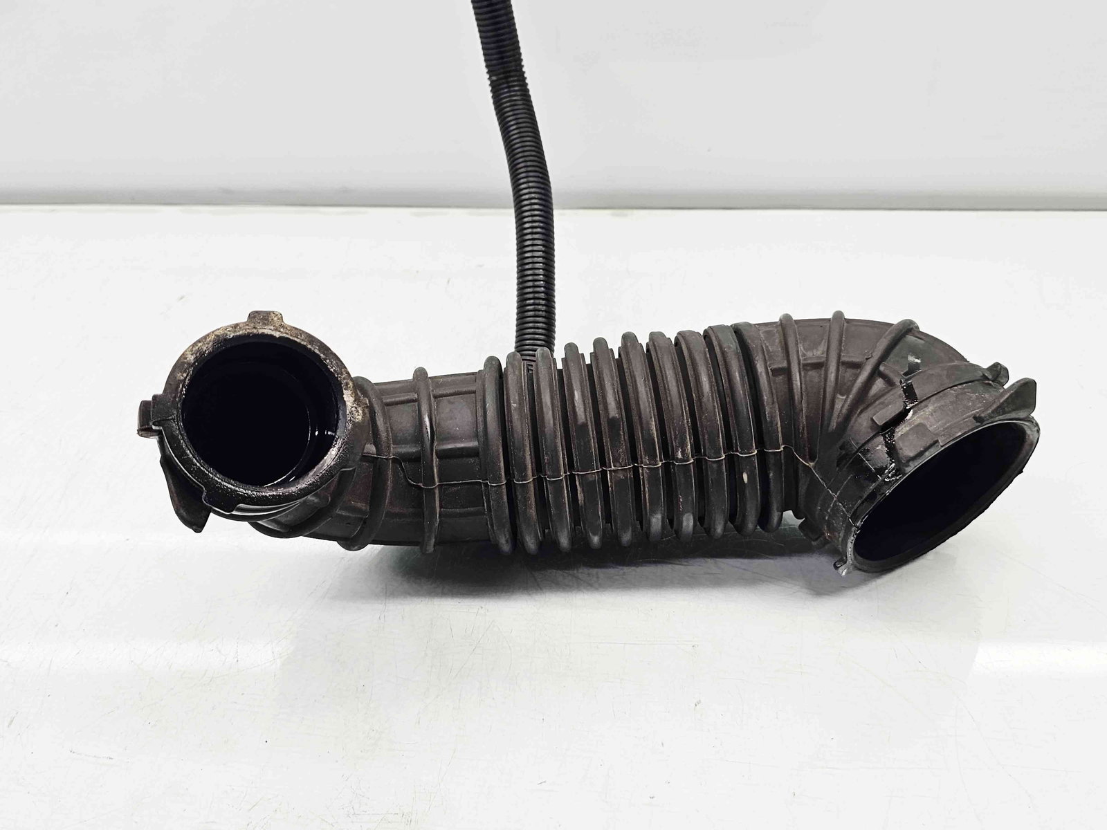 Tub admisie aer Audi A4 (8K2, B8.5) Facelift [Fabr 2008-2015] 03G129629E 2.0 TDI CJCA 105KW / 143CP - imagine 2