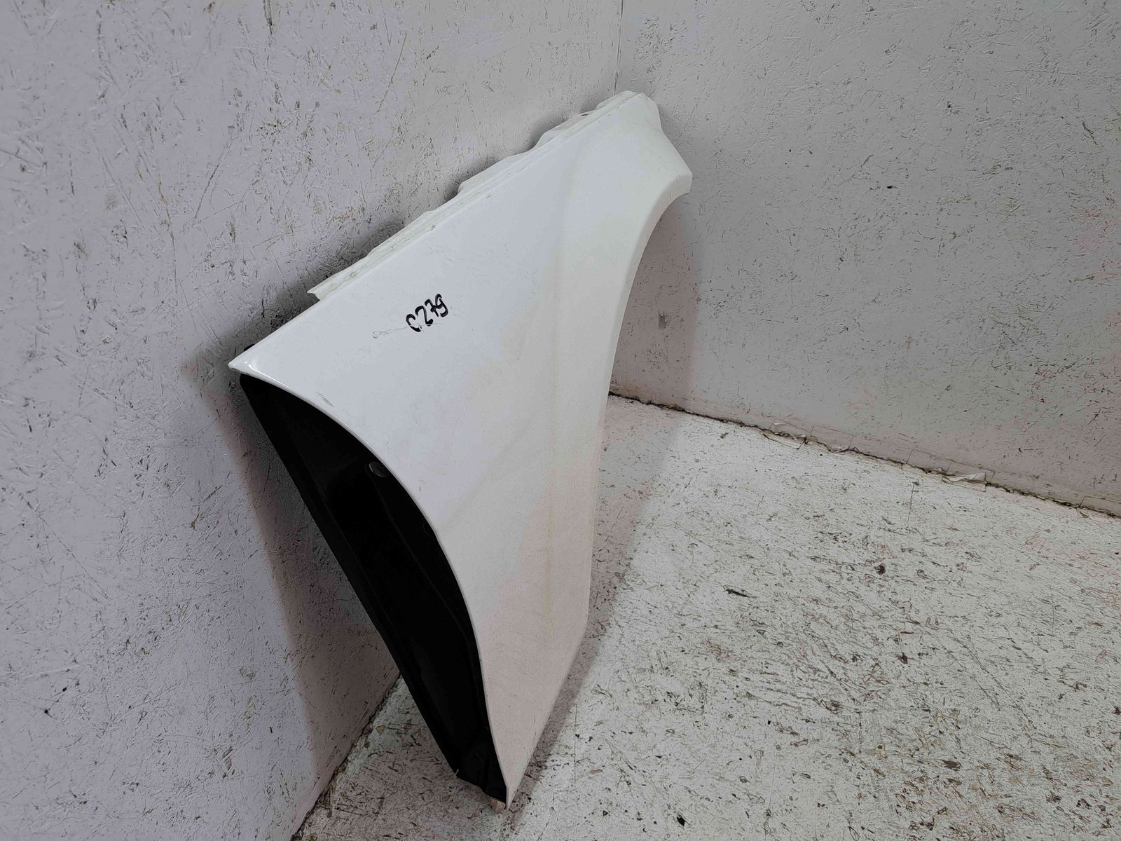 Aripa dreapta fata Mercedes Clasa C Coupe (C204) Facelift AMG [Fabr 2011-2015] 149 Alb Polar - imagine 2