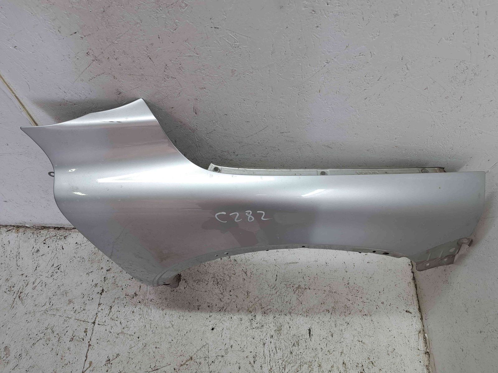 Aripa dreapta fata Volvo XC90 [Fabr 2002-2014] SILVER - imagine 2