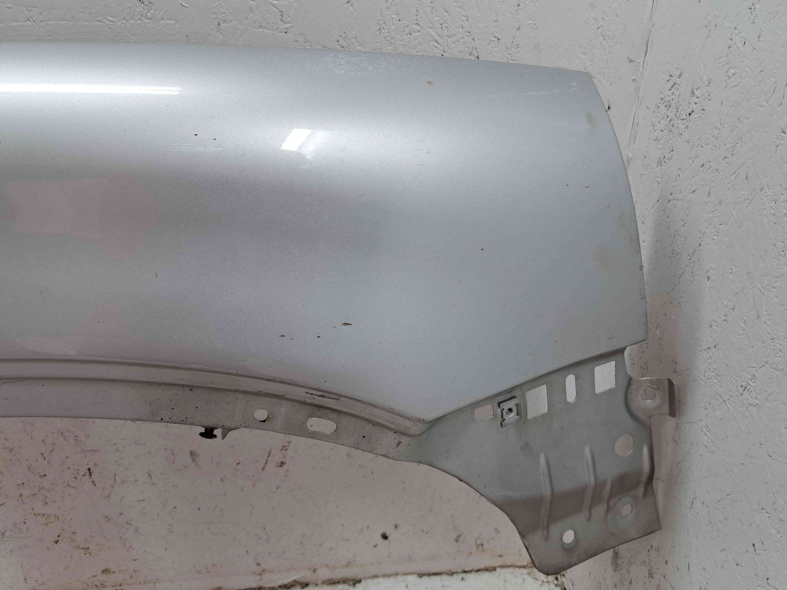 Aripa dreapta fata Volvo XC90 [Fabr 2002-2014] SILVER - imagine 4