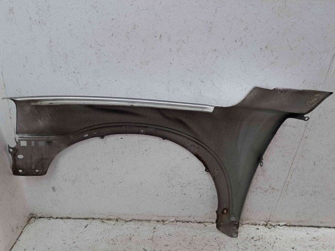 Aripa dreapta fata Volvo XC90 [Fabr 2002-2014] SILVER