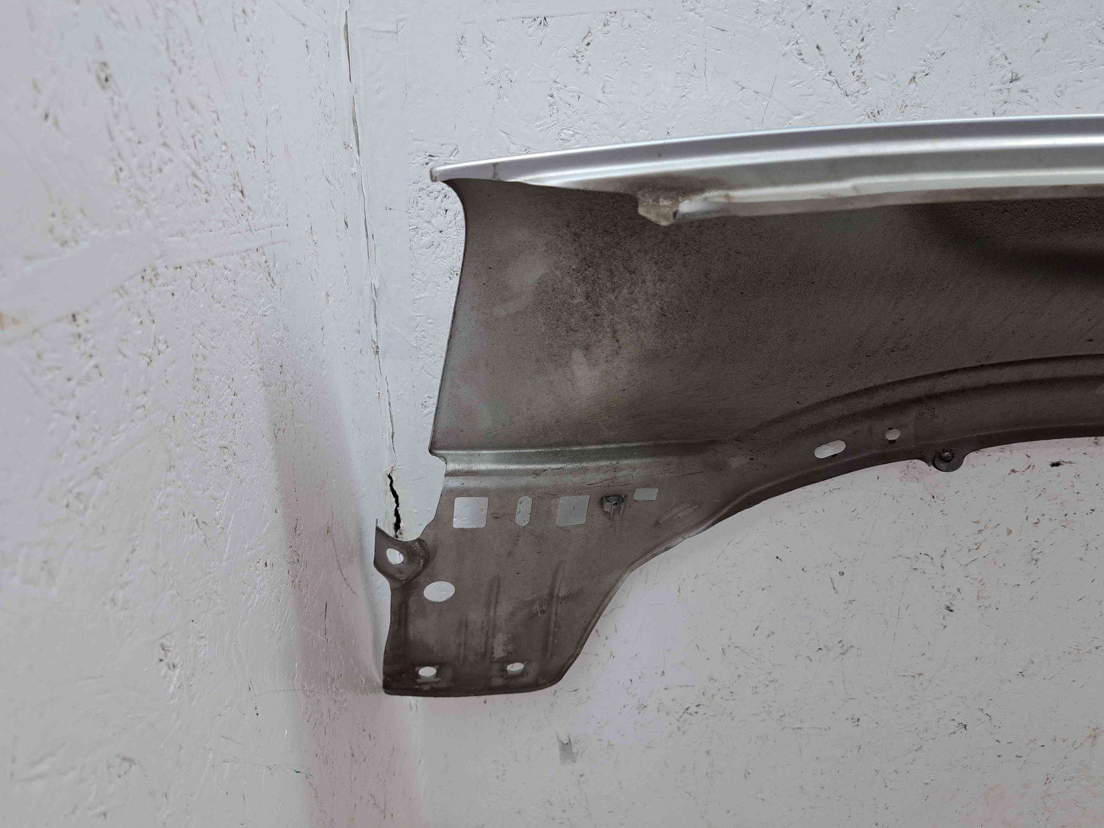 Aripa dreapta fata Volvo XC90 [Fabr 2002-2014] SILVER - imagine 8