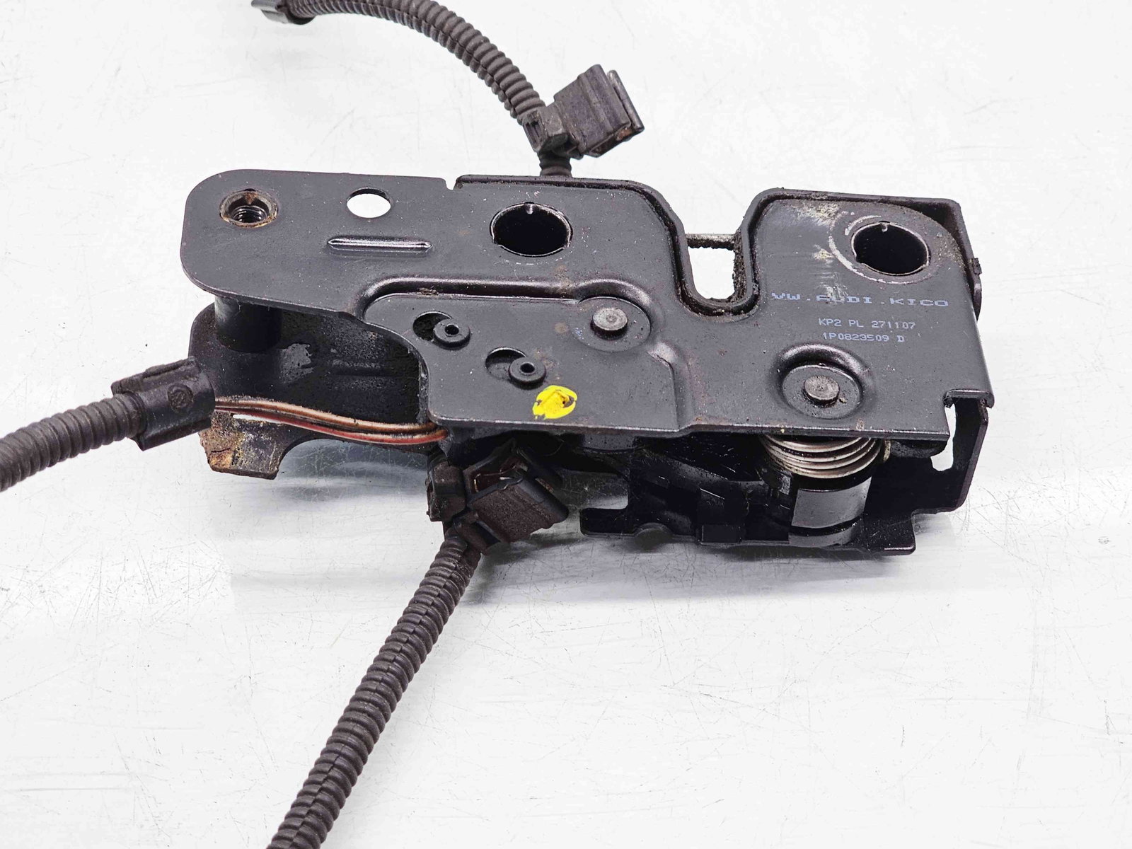 Broasca capota Seat Leon (1P1) [Fabr 2005-2011] 1P0823509D - imagine 1