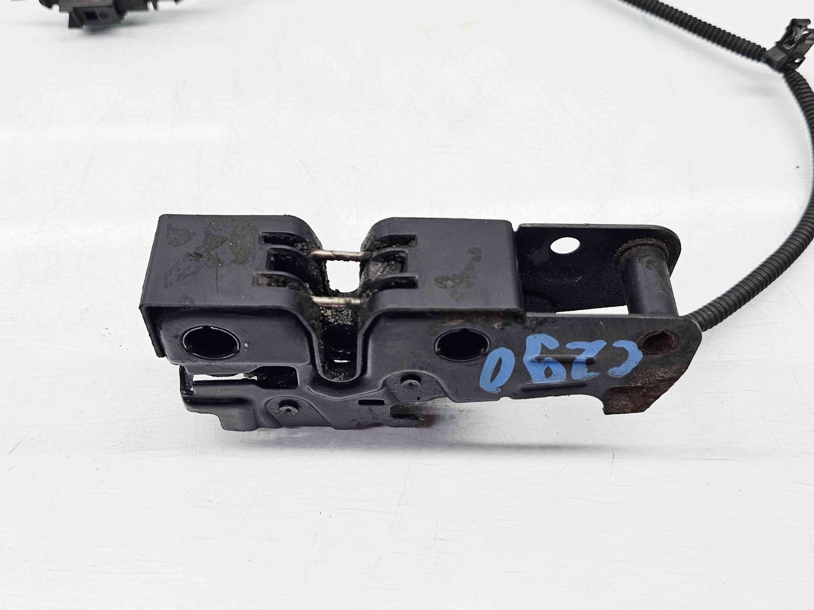 Broasca capota Seat Leon (1P1) [Fabr 2005-2011] 1P0823509D - imagine 3