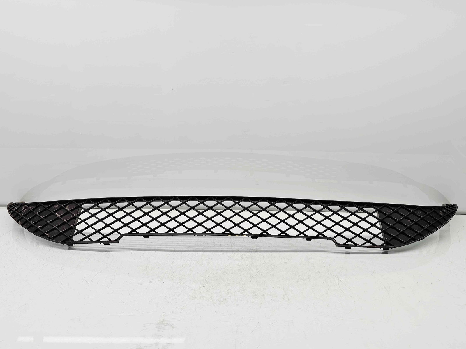 Grila bara fata Mercedes Clasa A (W176) [Fabr 2012-2018] A1768850022 - imagine 1