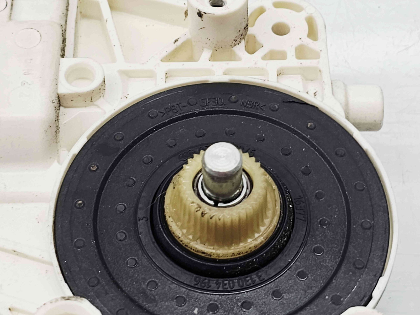 Motoras geam stanga spate Bmw 4 Gran Coupe (F36) Facelift [Fabr 2014-prezent] 7046031 - imagine 2