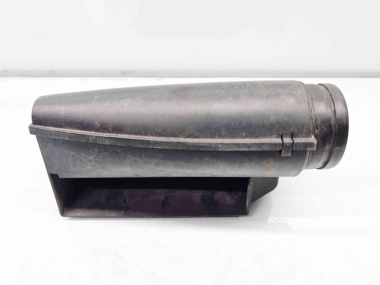 Difuzor captare aer Volkswagen Jetta 4 (162,163) [Fabr 2010-2016] 1K0805962E - imagine 2