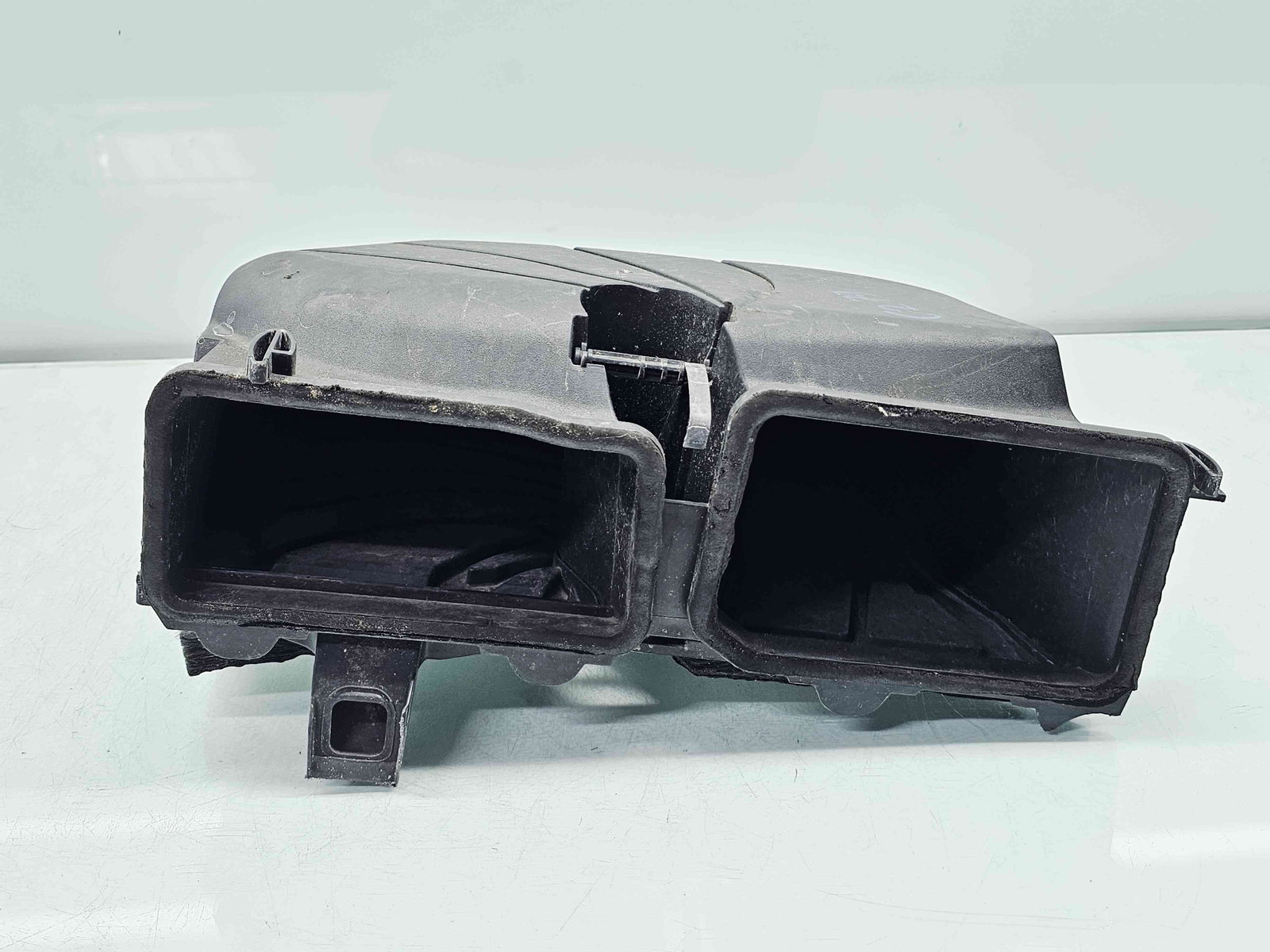 Difuzor captare aer Mercedes Clasa C Coupe (C204) Facelift AMG [Fabr 2011-2015] A0005840613 - imagine 1