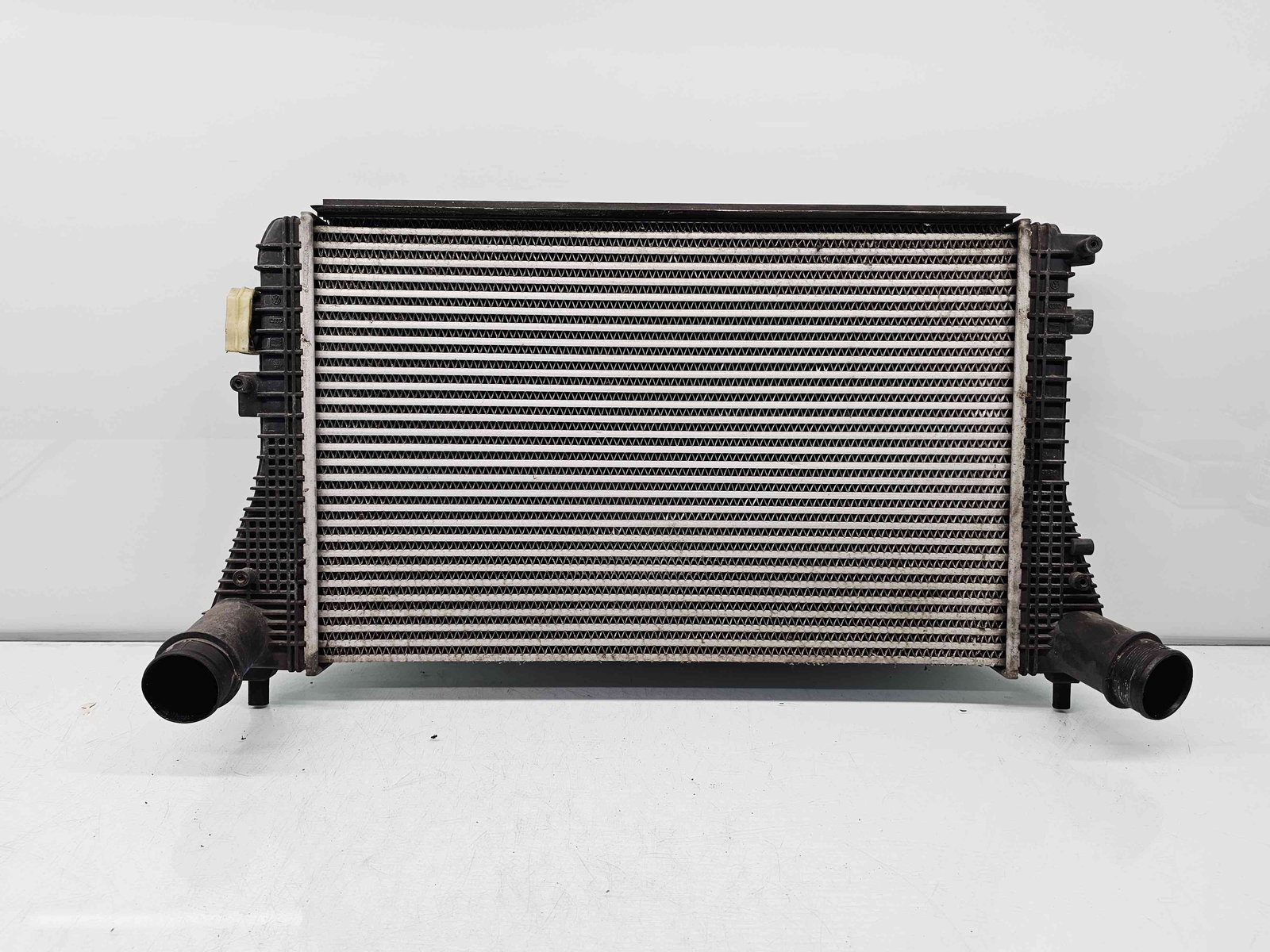 Radiator intercooler Volkswagen Jetta 4 (162,163) [Fabr 2010-2016] 1K0145803AF 2.0 TDI CFFB 103KW / 140CP - imagine 2