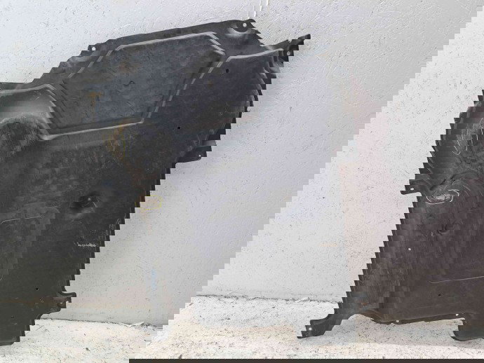 Scut motor Mercedes Clasa C Coupe (C204) Facelift AMG [Fabr 2011-2015] A2045203323