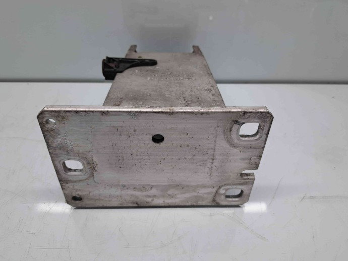 Cap lonjeron stanga Audi A4 (8K2, B8.5) Facelift [Fabr 2008-2015] 8k0807133d