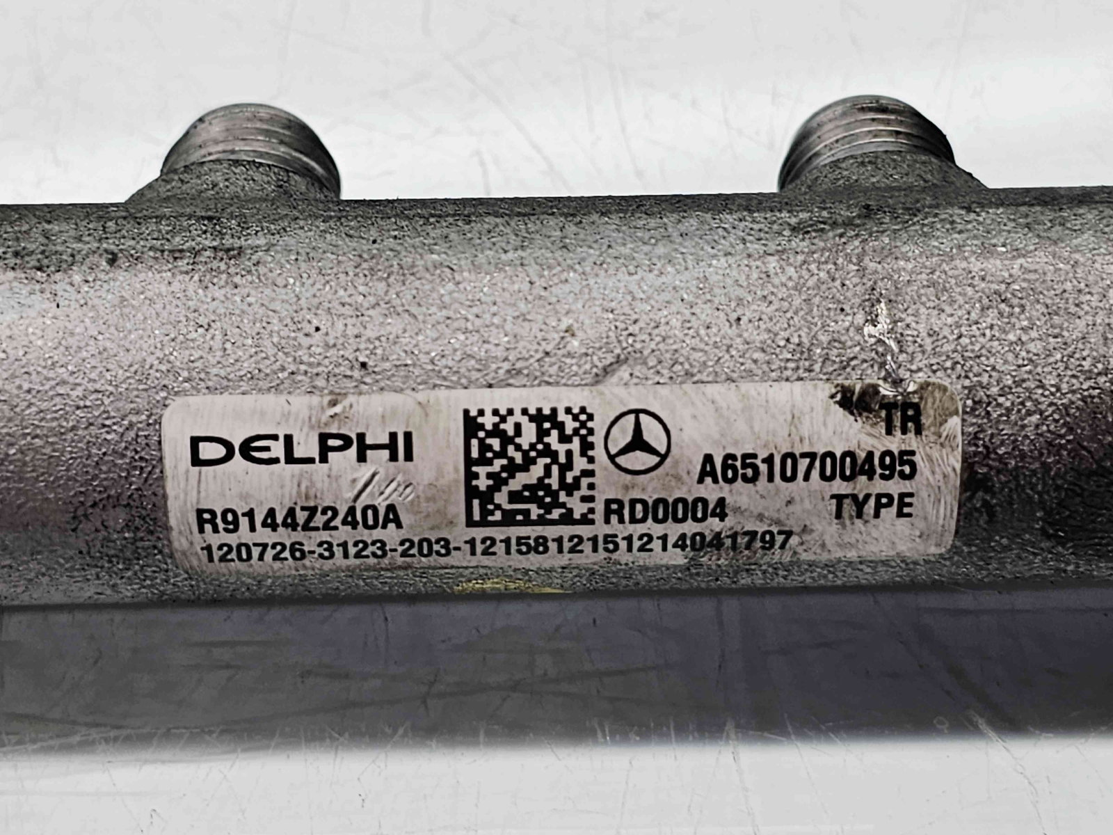 Rampa injectoare Mercedes Clasa C Coupe (C204) Facelift AMG [Fabr 2011-2015] A6510700495 2.2 CDI 651911 125KW / 170CP - imagine 4