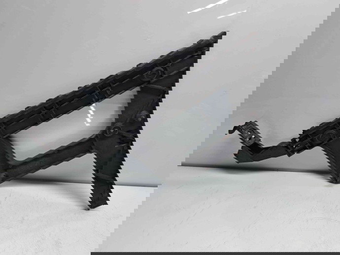 Suport bara stanga spate Audi A4 (8K2, B8.5) Facelift [Fabr 2008-2015] 8K5807453A