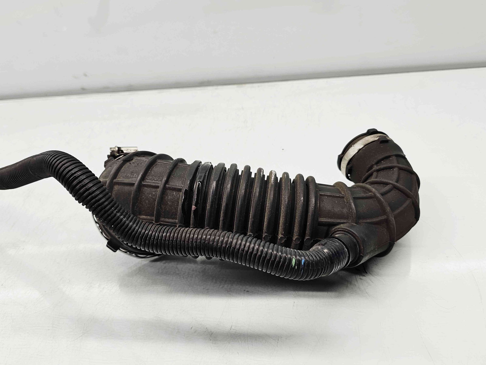 Tub admisie aer Audi A4 (8K5, B8) Avant [Fabr 2008-2015] 03G129629 2.0 TDI CAGA 105KW / 143CP - imagine 3