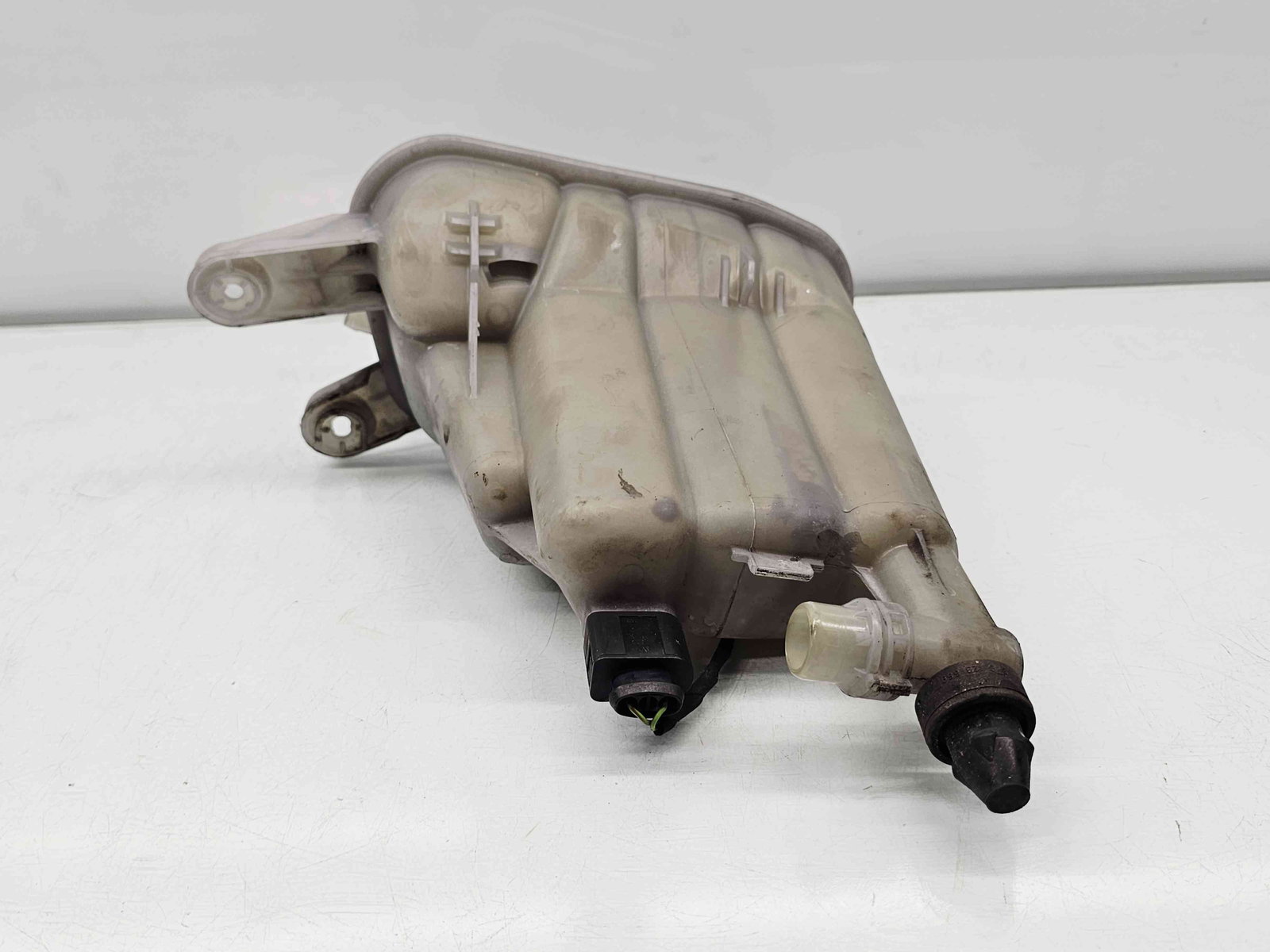 Vas expansiune Audi A4 (8K2, B8.5) Facelift [Fabr 2008-2015] 8K01214030 - imagine 4