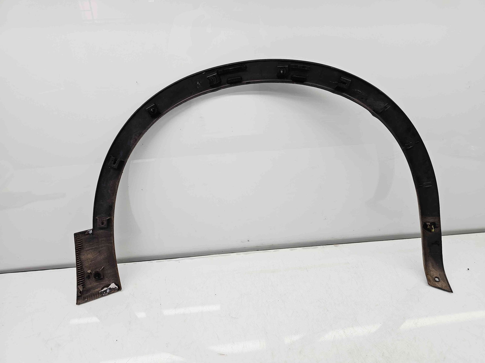 Ornament aripa stanga spate Nissan Qashqai [Fabr 2007-2014] OEM - imagine 2