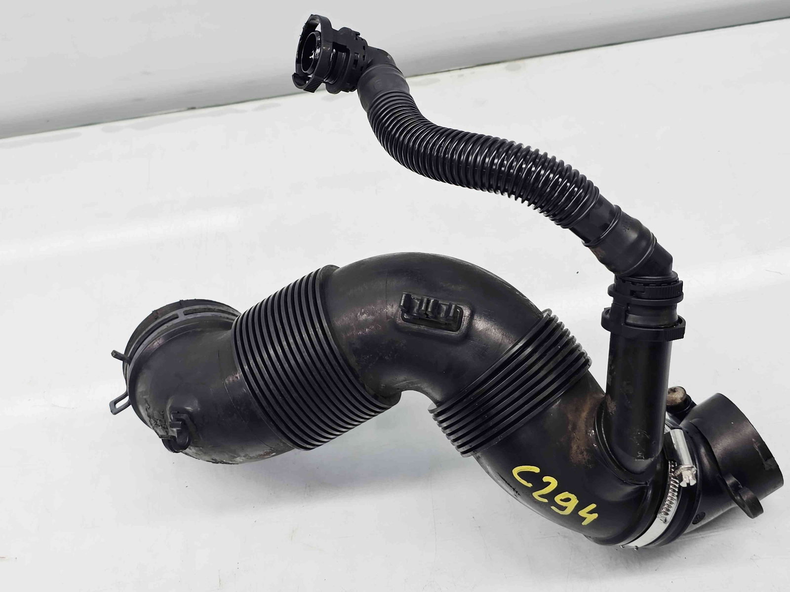 Tub admisie aer Audi A3 Sportback (8PA) [Fabr 2004-2013] 3C0129654M 1.6 TDI CAYC 77KW / 105KW - imagine 3