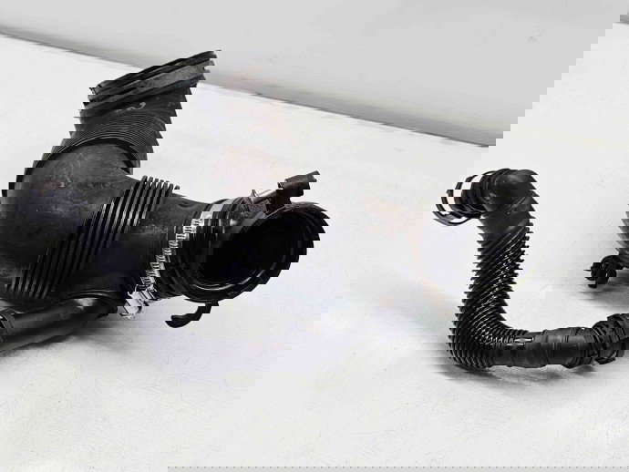 Tub admisie aer Audi A3 Sportback (8PA) [Fabr 2004-2013] 3C0129654M 1.6 TDI CAYC 77KW / 105KW