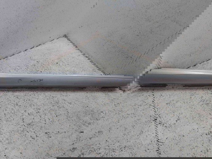 Prag lateral dreapta Mercedes Clasa A (W176) [Fabr 2012-2018] A2466900340