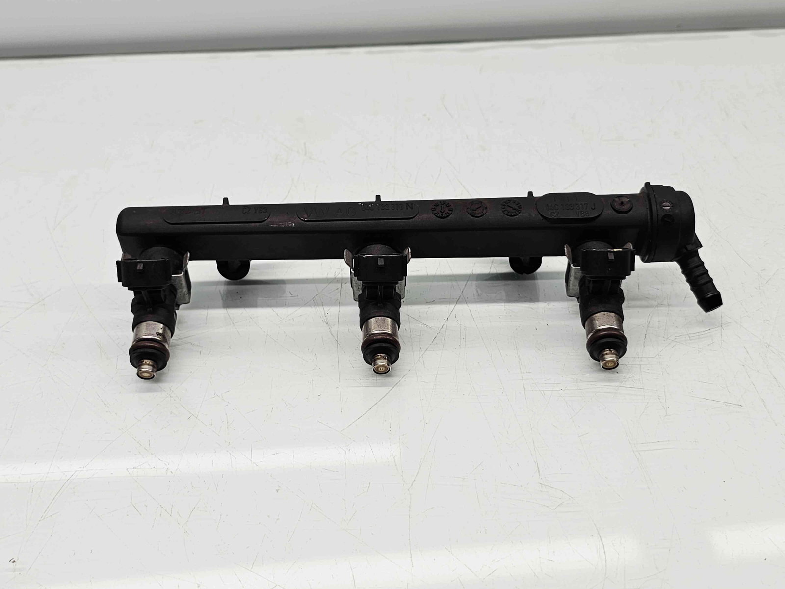 Rampa injectoare Volkswagen UP [Fabr 2011-2019] 04C133313N 1.0 Benz CHYB 55KW / 75CP