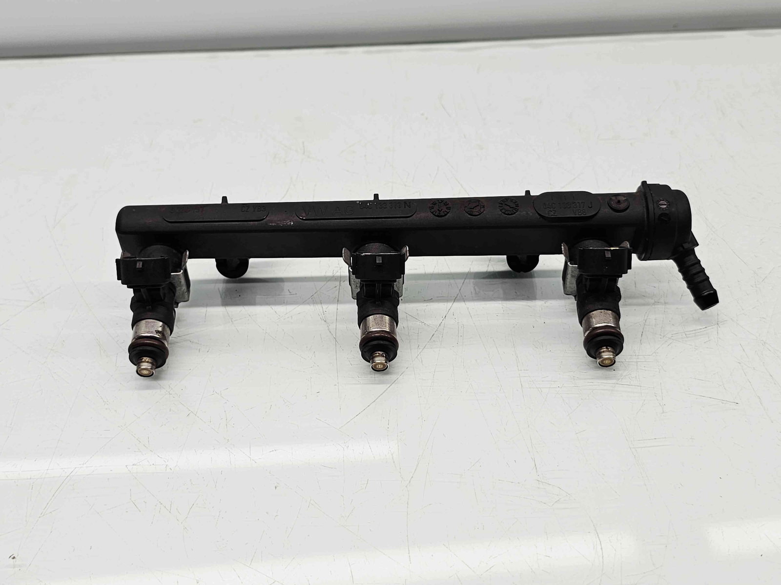 Rampa injectoare Volkswagen UP [Fabr 2011-2019] 04C133313N 1.0 Benz CHYB 55KW / 75CP