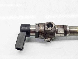 Injector  Volkswagen Golf 6 (5K1) [Fabr 2009-2013] 03L130277B 1.6 TDI CAYC 77KW / 105KW