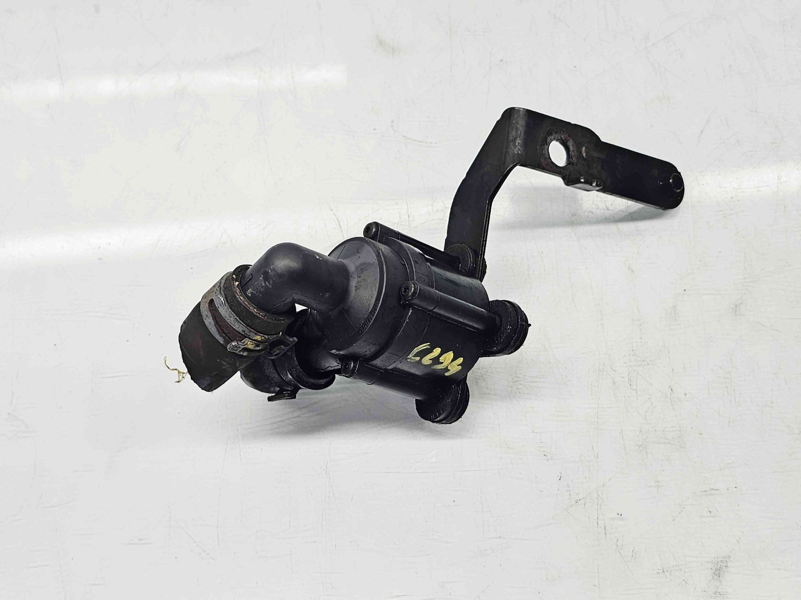 Pompa recirculare apa Volkswagen Tiguan (5N) [Fabr 2007-2016] 5N0965561 1.6 TDI CAYC 77KW / 105KW - imagine 4
