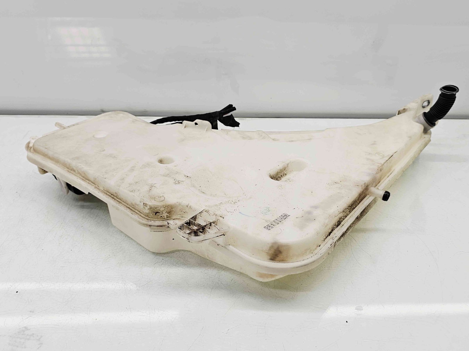 Vas lichid parbriz Bmw 3 (F30) [Fabr 2012-2017] 7241673 - imagine 1