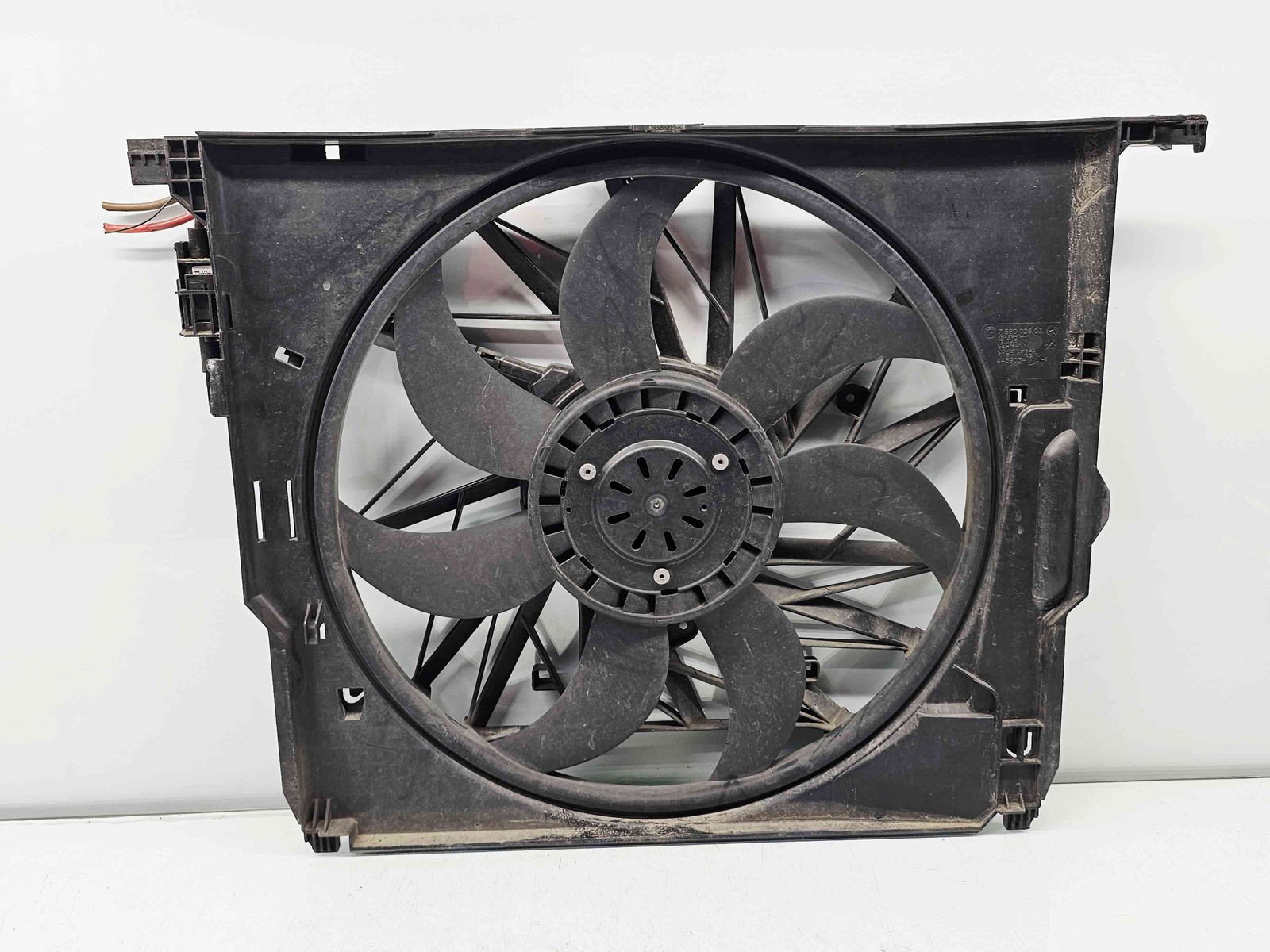 Electroventilator Bmw 7 (F01, F02) [Fabr 2008-2015] 7633273 2.0 N47D20 135KW / 184CP - imagine 3