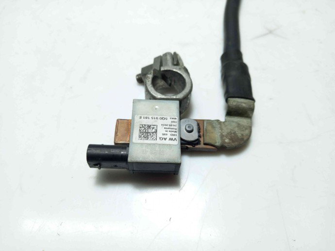 Borna baterie (-) 5Q0915181E Skoda Octavia 1.6 CLHA 2012-2022
