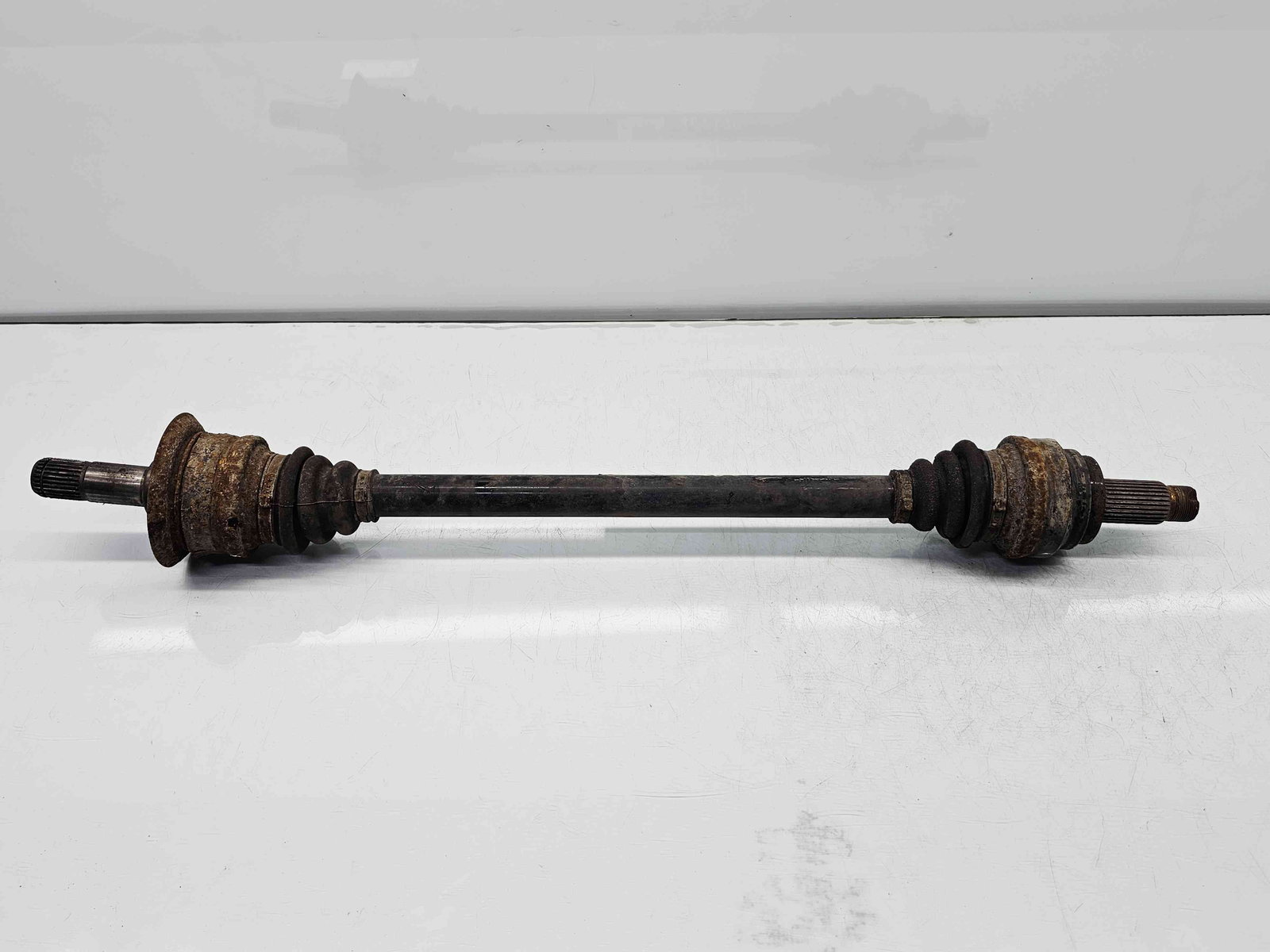 Planetara dreapta spate Bmw 5 Touring (F11) [Fabr 2011-2016] 7581028 2.0 N47D20 135KW / 184CP - imagine 1