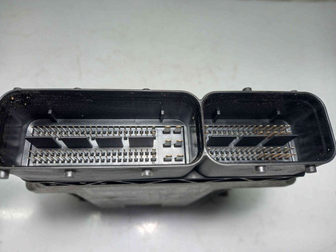 Calculator motor ECU 04L907309B Skoda Octavia 1.6 CLHA 2012-2022