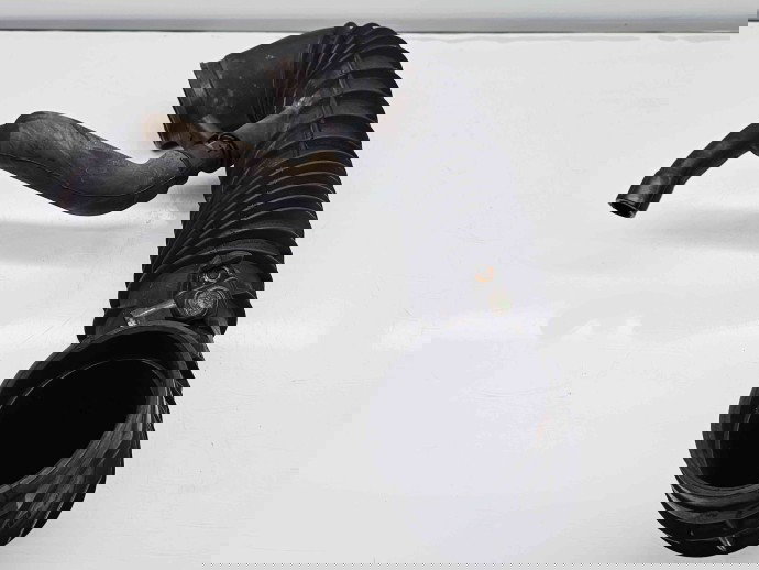 Tub admisie aer Mercedes Vito Autobus (W639) [Fabr 2003-2014] A6395281182 2.2 CDI 646983 65KW / 88CP