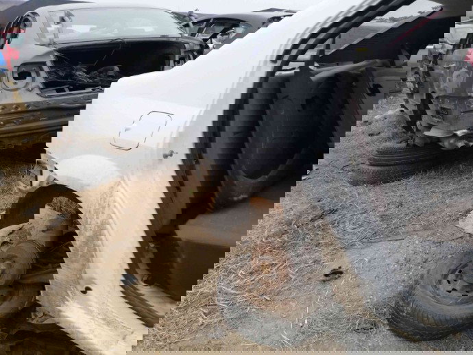 Aripa dreapta spate OEM Dacia Logan 1.2 2004-2012