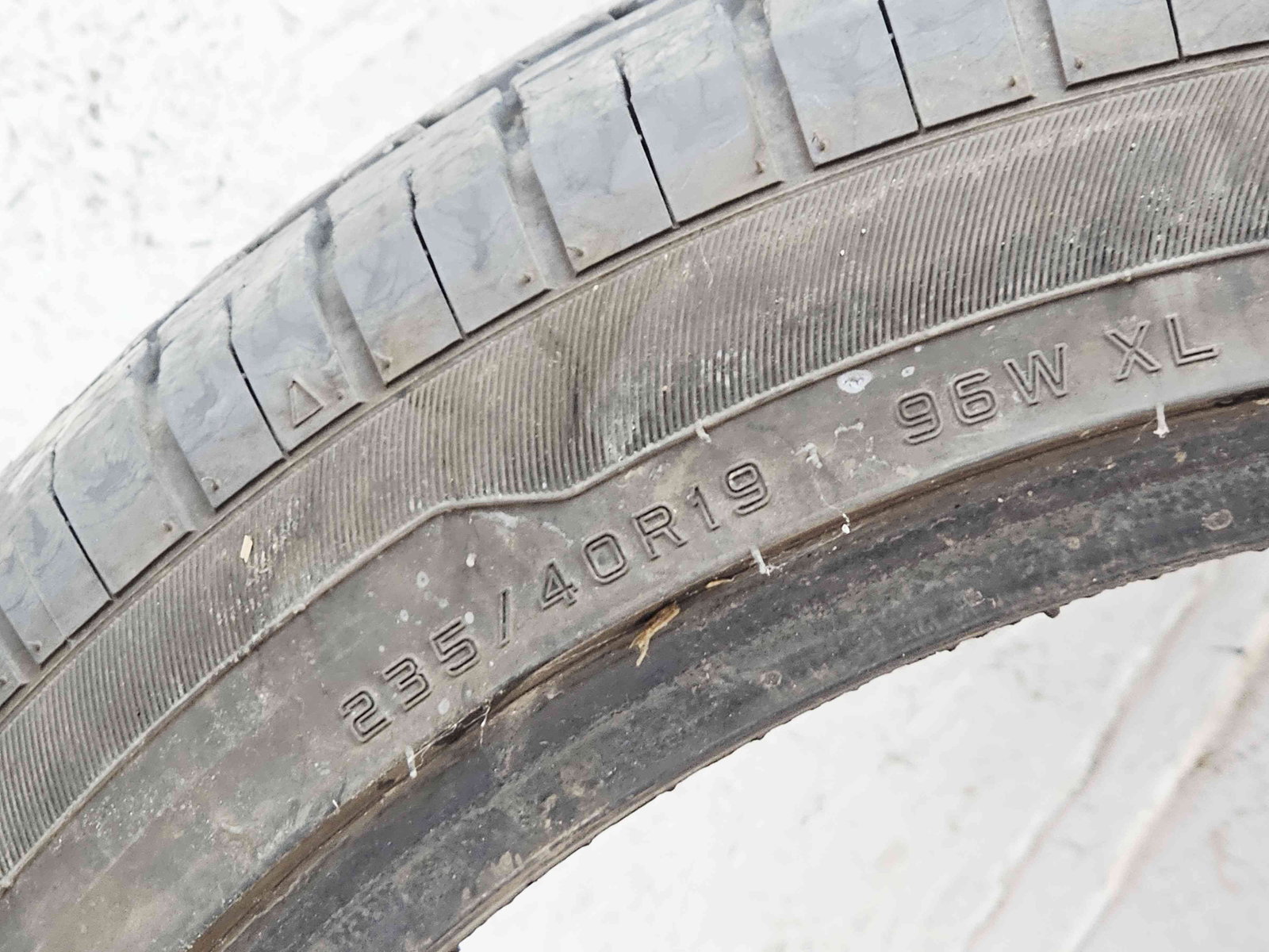 Anvelopa M+S Volkswagen Golf 5 (1K1) [Fabr 2004-2008] 235 / 40 / R19 - imagine 2