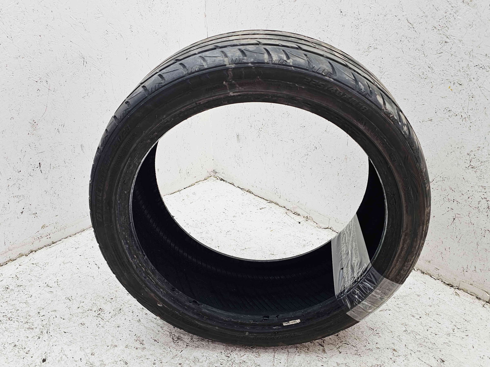 Anvelopa Vara Volkswagen Golf 5 (1K1) [Fabr 2004-2008] 225 / 40 / ZR18 - imagine 1