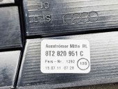  Grila aerisire centrala Volkswagen Passat B7 (362) [Fabr 2010-2014] 8T2820951C