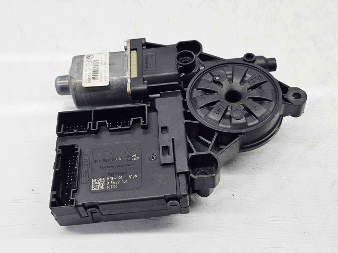Motoras geam stanga fata Volkswagen Passat B7 (362) [Fabr 2010-2014] 3C0959701A