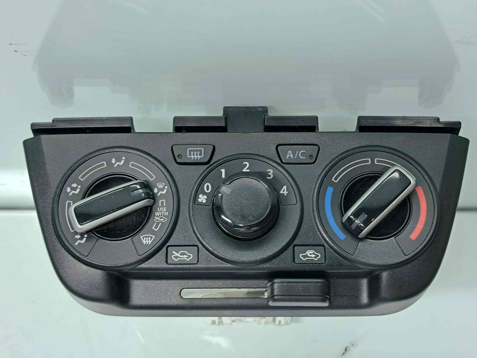 Panou comanda clima SUZUKI Swift 3 M-Hybrid [Fabr 2016-2024] 74400A52R0 - imagine 4