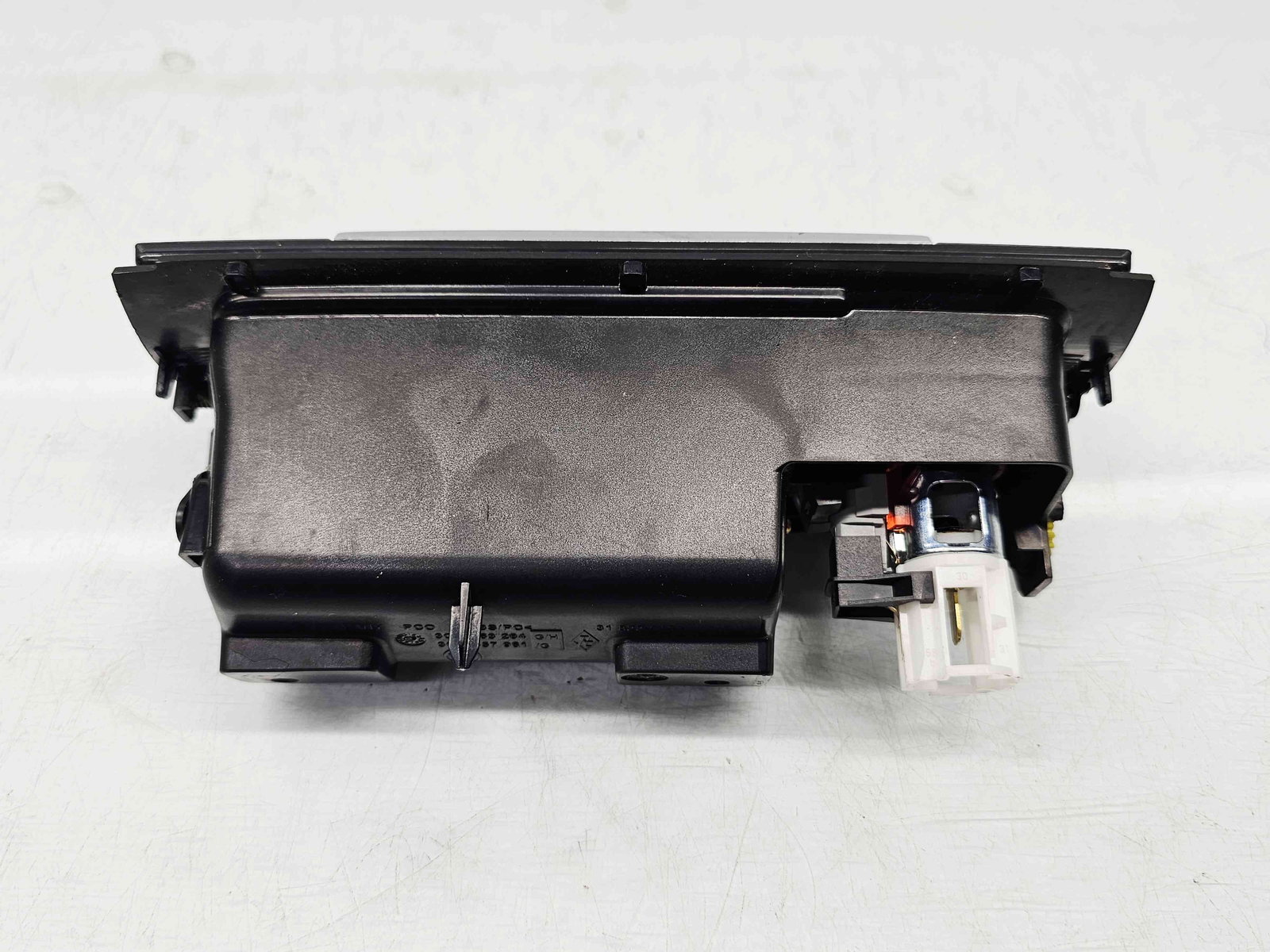 Scrumiera Volkswagen Passat B7 (362) [Fabr 2010-2014] 3C0863284 - imagine 3