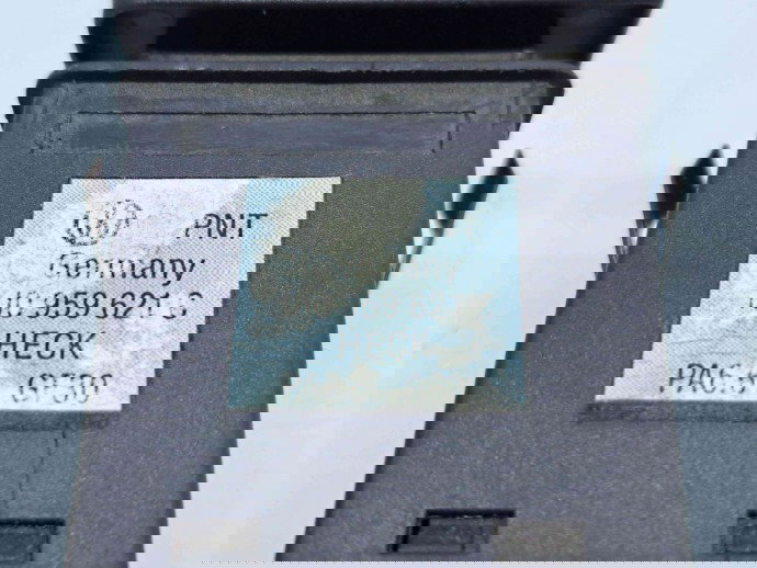  Buton dezaburire luneta Volkswagen Bora (1J2) [Fabr 1998-2005] 1J0959621C