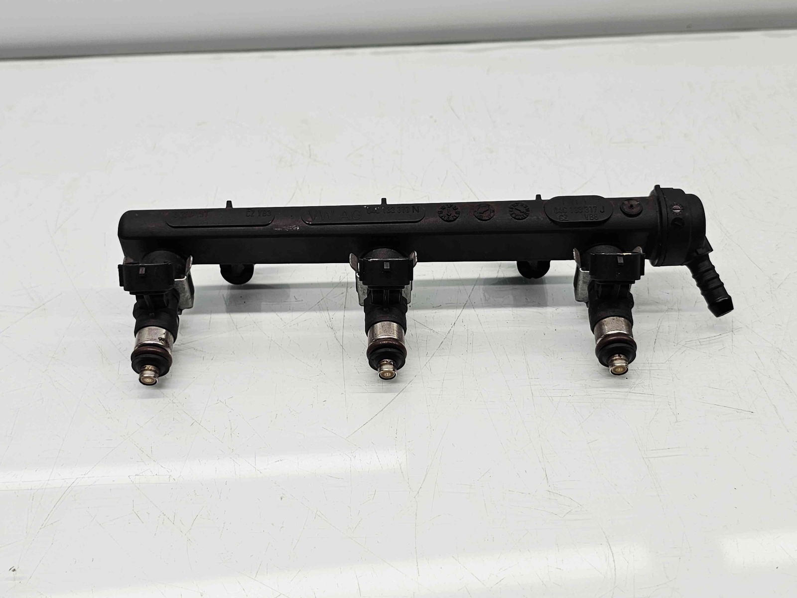 Rampa injectoare Skoda Fabia 3 (NJ3) [Fabr 2014-prezent] 04C133313N 1.0 Benz CHYB 55KW / 75CP - imagine 1