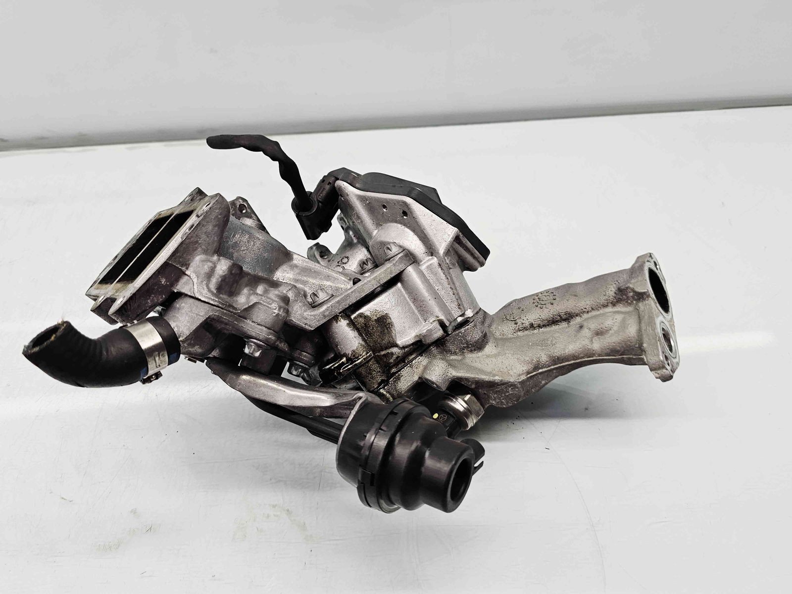 Supapa EGR Mercedes Clasa CLA Coupe (C117) [Fabr 2013-2018] A6511400660 1.8 CDI 651901 80KW / 109CP - imagine 2